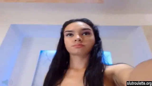 Big Ass Latina Masturbating On Cam