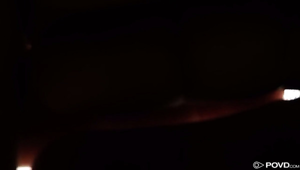 Giant Bottomed Sexpot With Juicy Knockers Serena Skye Rides Fat Prick