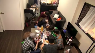 1 High School Girl 18 Yo And 6 College Guys, What Happens Next