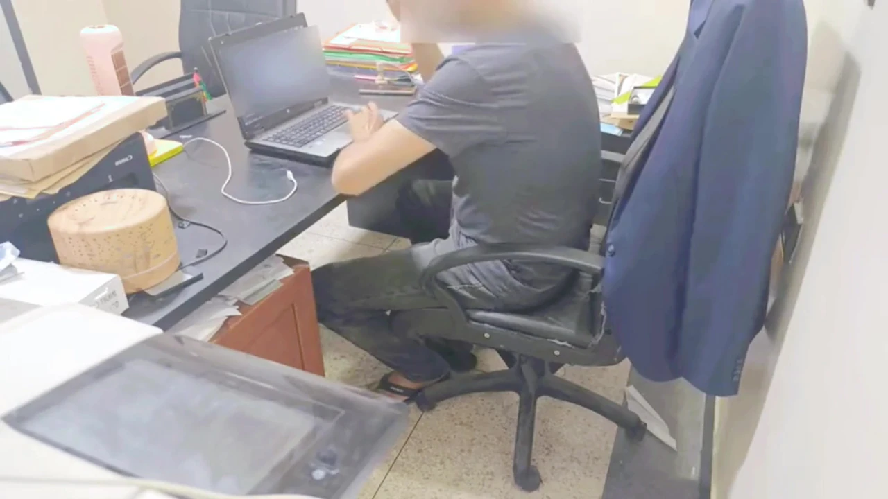 My Coworker Wanted To Go Out Partying But Only I Can Fuck Her” Aria Hidden=”true