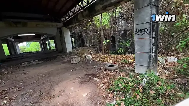 Fucked A Schoolgirl In An Abandoned Place