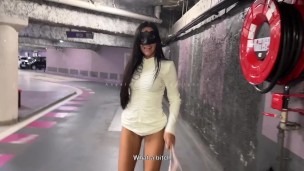 Bourgeois Girl Get Roughly Sodomized In The Trunk Of Her Car After An Evening