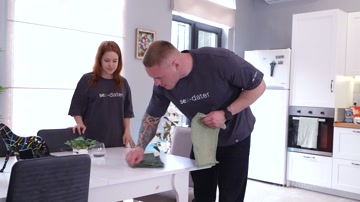 Nicole Murkovski  A Friend From A Dating App Helps Me Wash The Dishes And My Butt