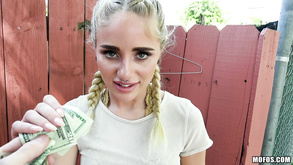 Friendly Blondie Fucks In Public 2 Public Pickups