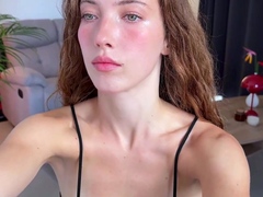 Small Titted Babe Gives Awesome Blowjob