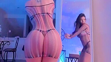 Miss Bella In Fabulous Sex Movie Webcam Try To Watch For Will Enslaves Your Mind