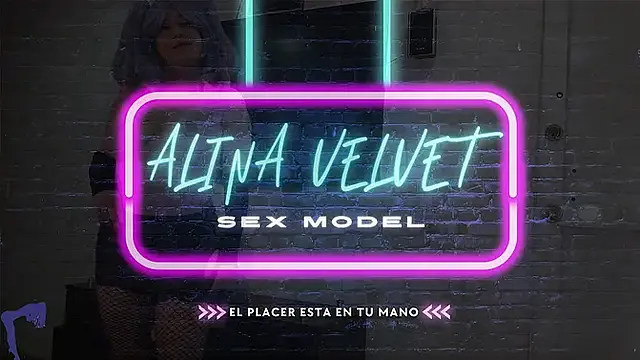 Sexy Latin MILF Wife In Cosplay Gives Me A Handjob, I Ride Her Standing And She Finishes In My Mouth