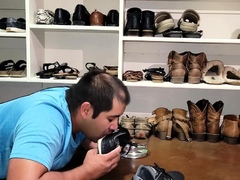 All American Foot Worship   Rachels Dirty Shoe Cleaner