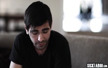 Sexy Big Ass Teen Scarlett Mae Let Her Ex Inside And Fucked Hard By Him