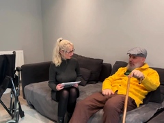 Retired Senior Pussyeating Roundass Babe