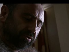 HAIRY GUY GETTING A BLOWJOB