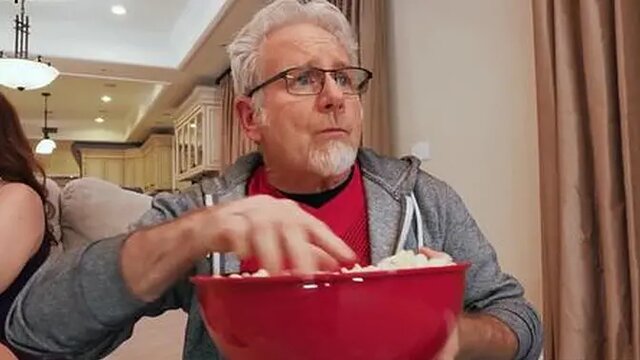 Gamer Girl And Stepmom Dominate Syren De Mer And Jesse Ponny