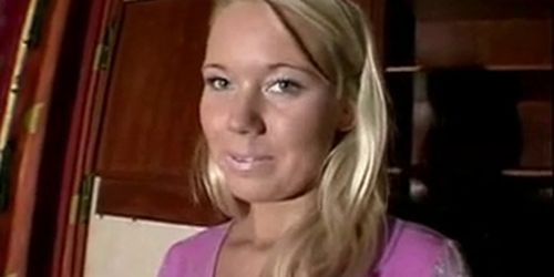 Melissa Show To Harry