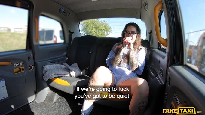 Mari Galore Gets Fucked In A Taxi