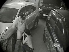 Brunette Babe Knows How To Settle Car Accident Down, She Starts With Blowjob