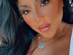 Kiara Mia Date Night Blowjob