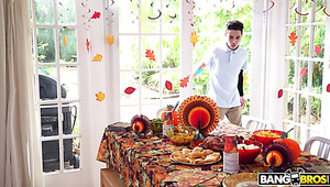 Amazing American MILF Cory Chase Knows How To Treat Fresh Big Cock