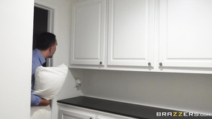 Black BBW Babysitter Sucks Whopping Pink Headed Penis