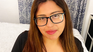 The Juicy Pussy Of A Latina Stepmother Needs To Be Creamed To The BRIM!