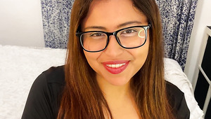 The Juicy Pussy Of A Latina Stepmother Needs To Be Creamed To The BRIM!