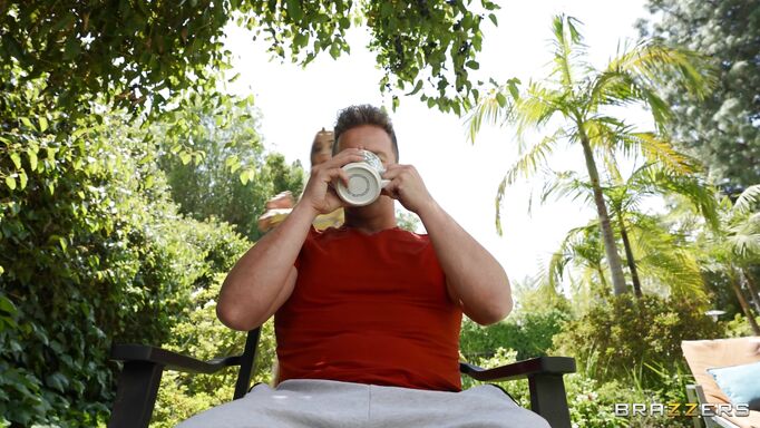 Two Horney Teens Get Squirting