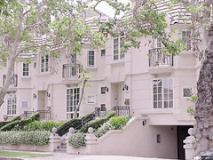 Teen Cute Blondes Alexa Grace And Kenna James Shares A Cock Riding It Until Orgasm