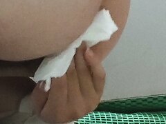 Chinese College Gril Poop In Toilet   Video 12