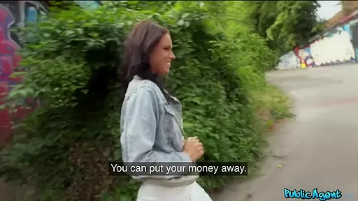 /   Madison Lanez Wet For Cash