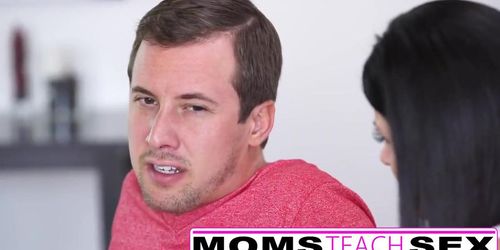 Step Mother And Son Make Teen Squirt In Hot Threesome (Alli Rae, India Summer)