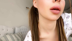 Nerdy Teen Fucks Her Dripping Hole With Toys In Hot Solo Vid
