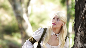 Medieval Hottie Shayla La Veaux Banged Well Outdoors