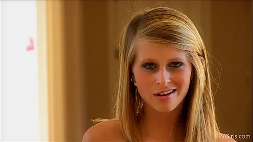 Multi Talented Girl 2 With Lauren